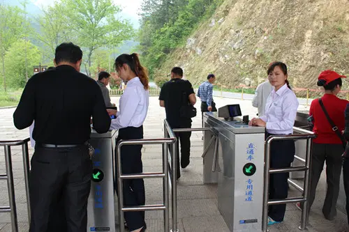 那么景區通道閘如何選擇?景區通道閘選擇要注意哪些問題? 那么景區通道閘如何選擇?景區通道閘選擇要注意哪些問題?